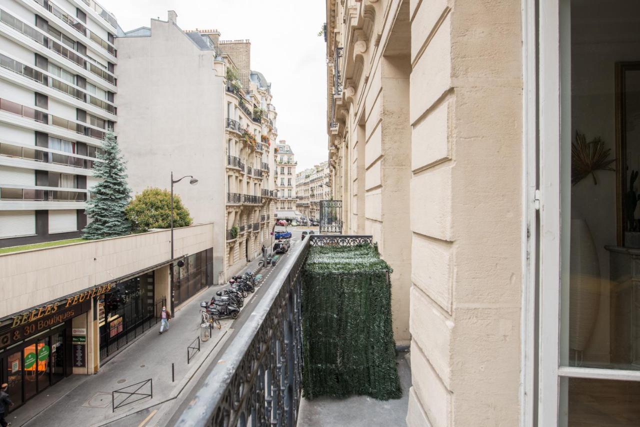 2 Bedroom Appartement Near Tour Eiffel & Trocadero Paris Exterior foto